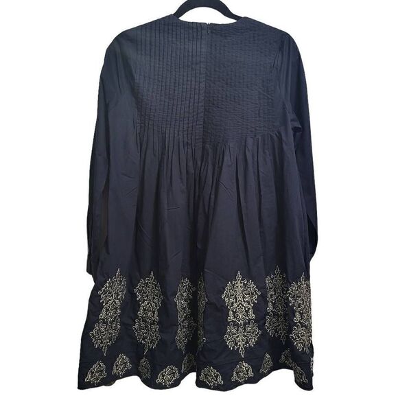 Embroidered navy dress size 4 - Picture 2 of 12